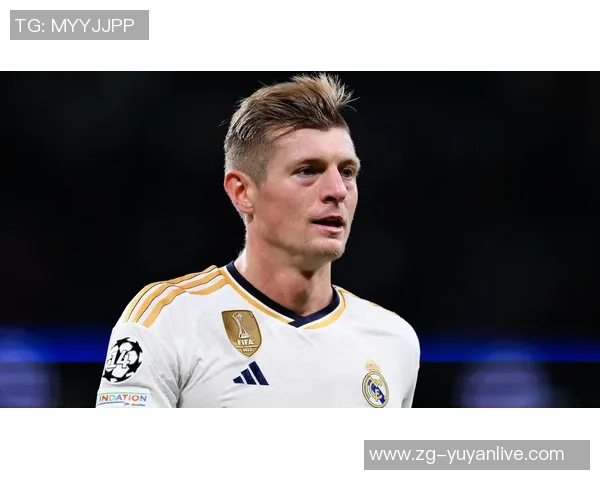 克罗斯：从足球场上的战术大师到全球体育品牌的代言人之路